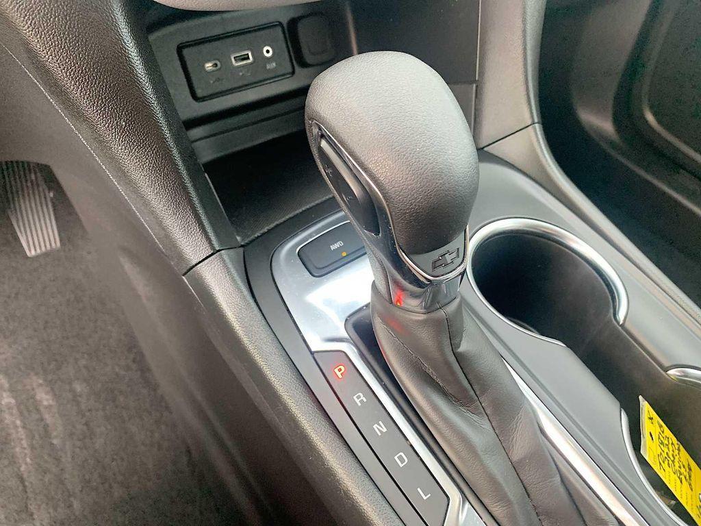 used 2022 Chevrolet Equinox car, priced at $21,988