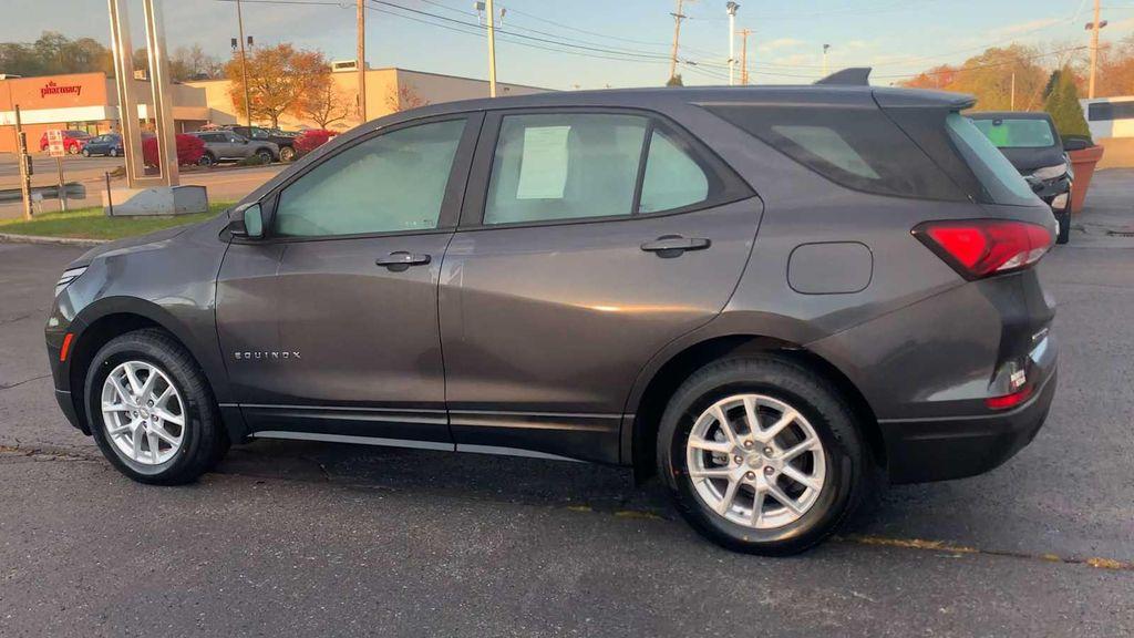 used 2022 Chevrolet Equinox car, priced at $21,988