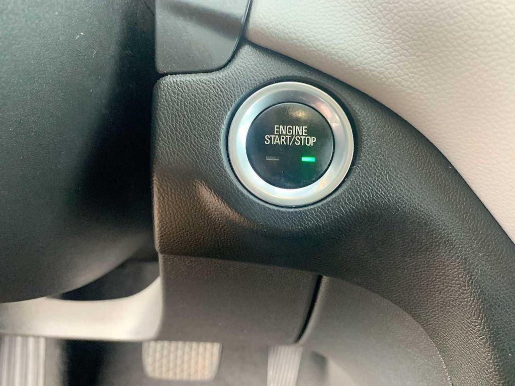 used 2022 Chevrolet Equinox car, priced at $21,988