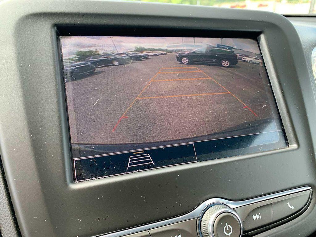 used 2022 Chevrolet Equinox car, priced at $24,188