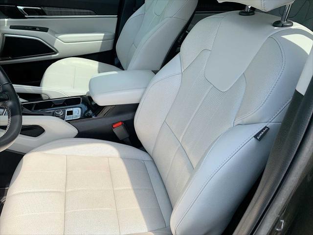 used 2023 Kia Telluride car, priced at $34,988