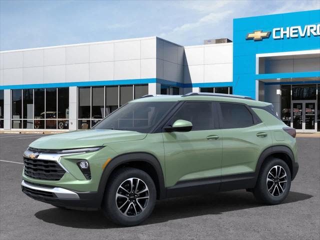 new 2025 Chevrolet TrailBlazer car, priced at $30,180