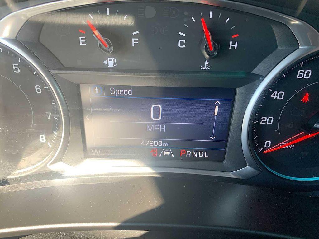 used 2021 Chevrolet Equinox car, priced at $19,988