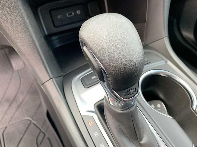 used 2022 Chevrolet Equinox car, priced at $23,388