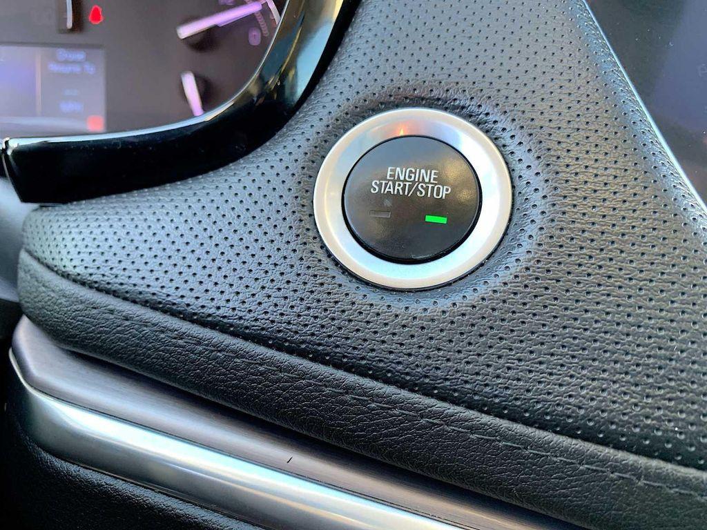 used 2017 Cadillac XT5 car, priced at $17,988