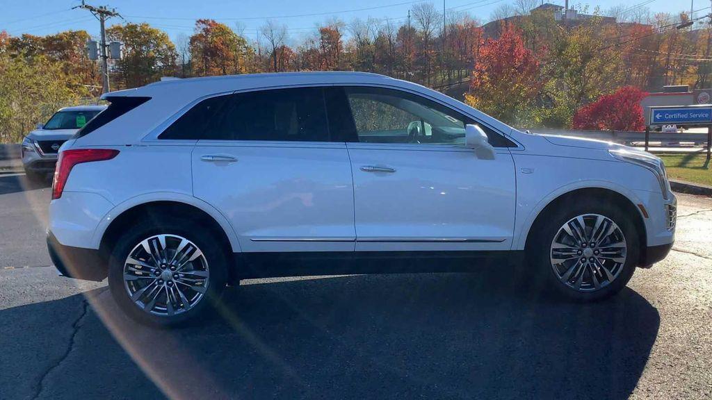 used 2017 Cadillac XT5 car, priced at $17,988