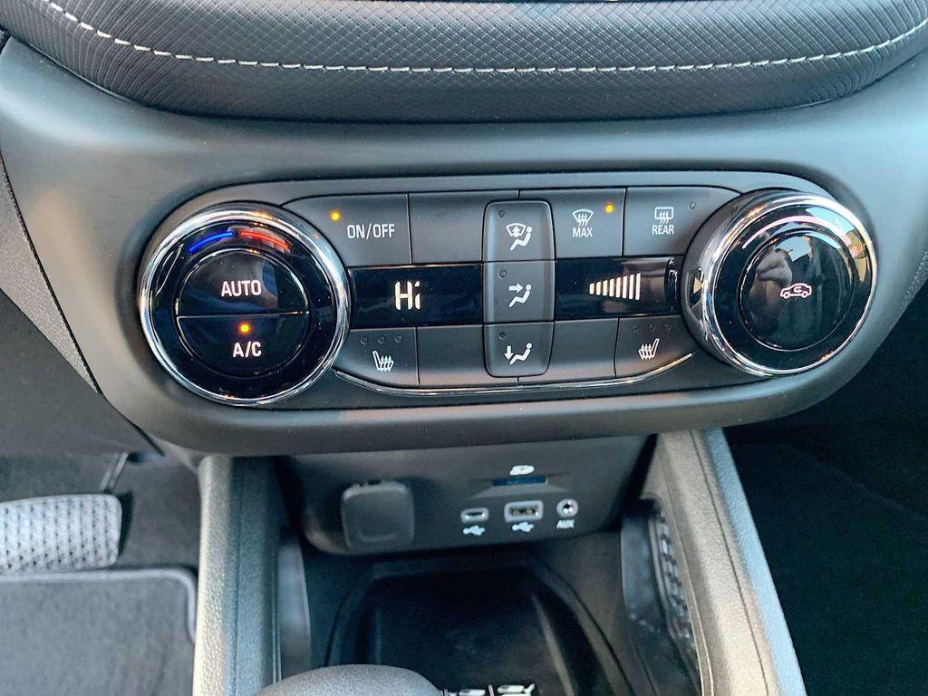 used 2023 Chevrolet TrailBlazer car, priced at $25,988