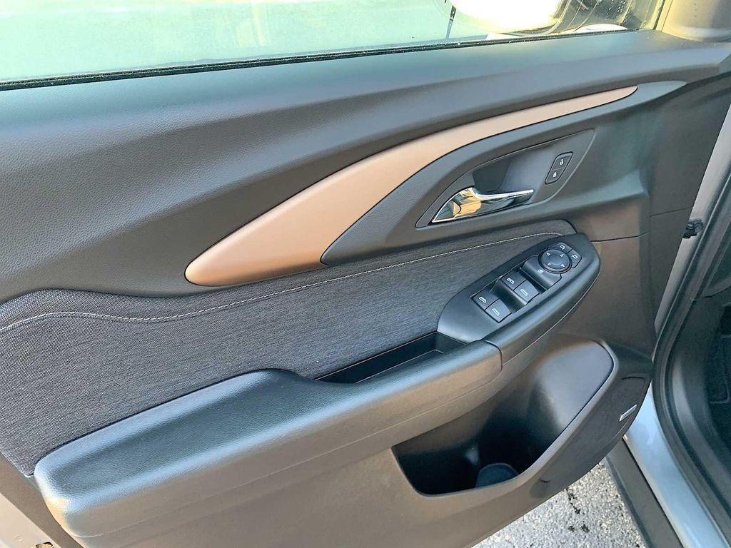 used 2023 Chevrolet TrailBlazer car, priced at $25,988