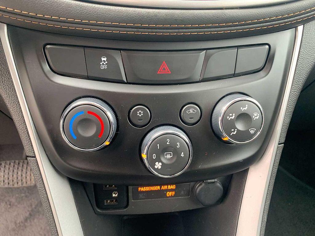 used 2022 Chevrolet Trax car, priced at $19,188