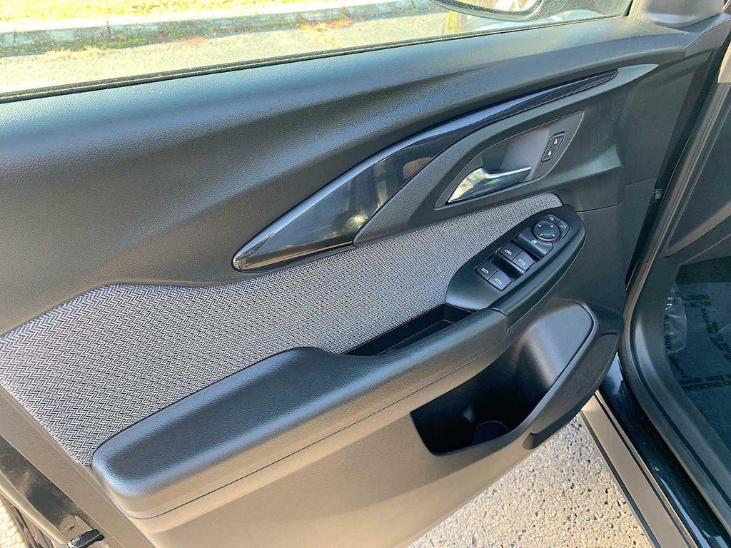 used 2023 Chevrolet TrailBlazer car, priced at $22,988