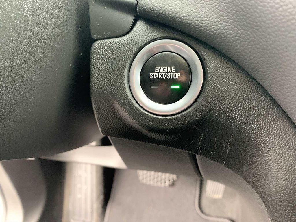 used 2022 Chevrolet Equinox car, priced at $21,188