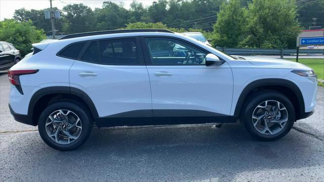 used 2025 Chevrolet Trax car, priced at $23,988
