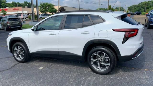 used 2025 Chevrolet Trax car, priced at $23,988