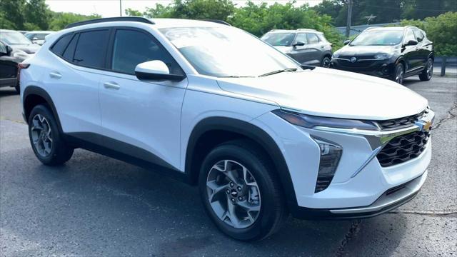 used 2025 Chevrolet Trax car, priced at $23,988
