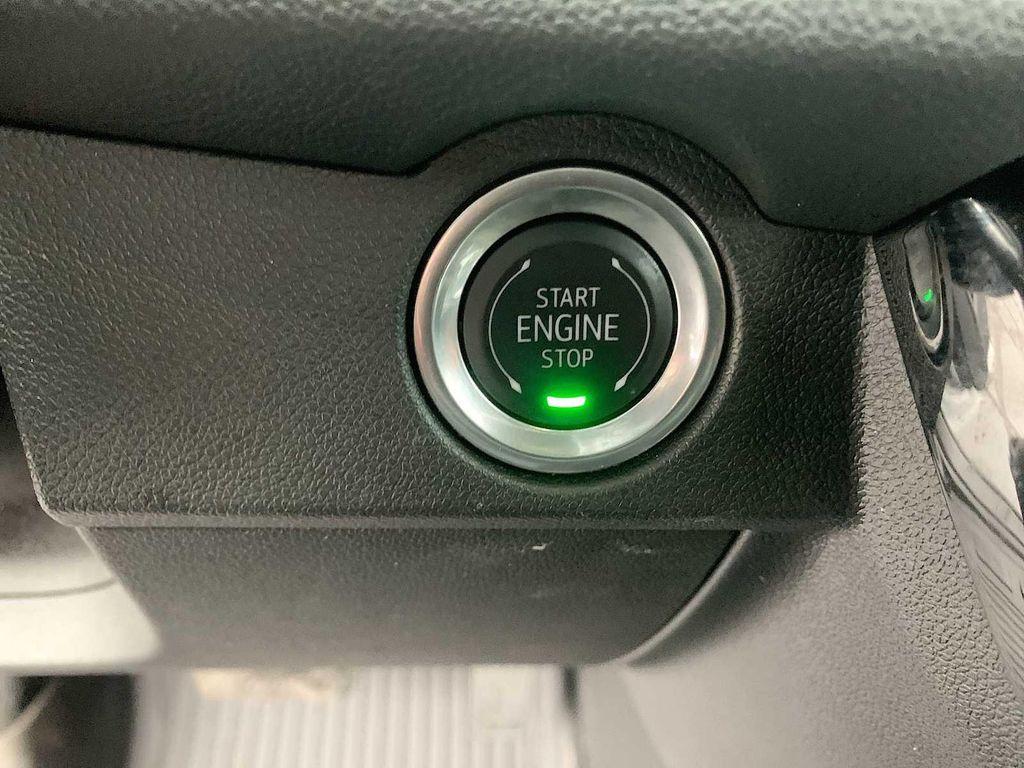 used 2024 Chevrolet Traverse car, priced at $37,688