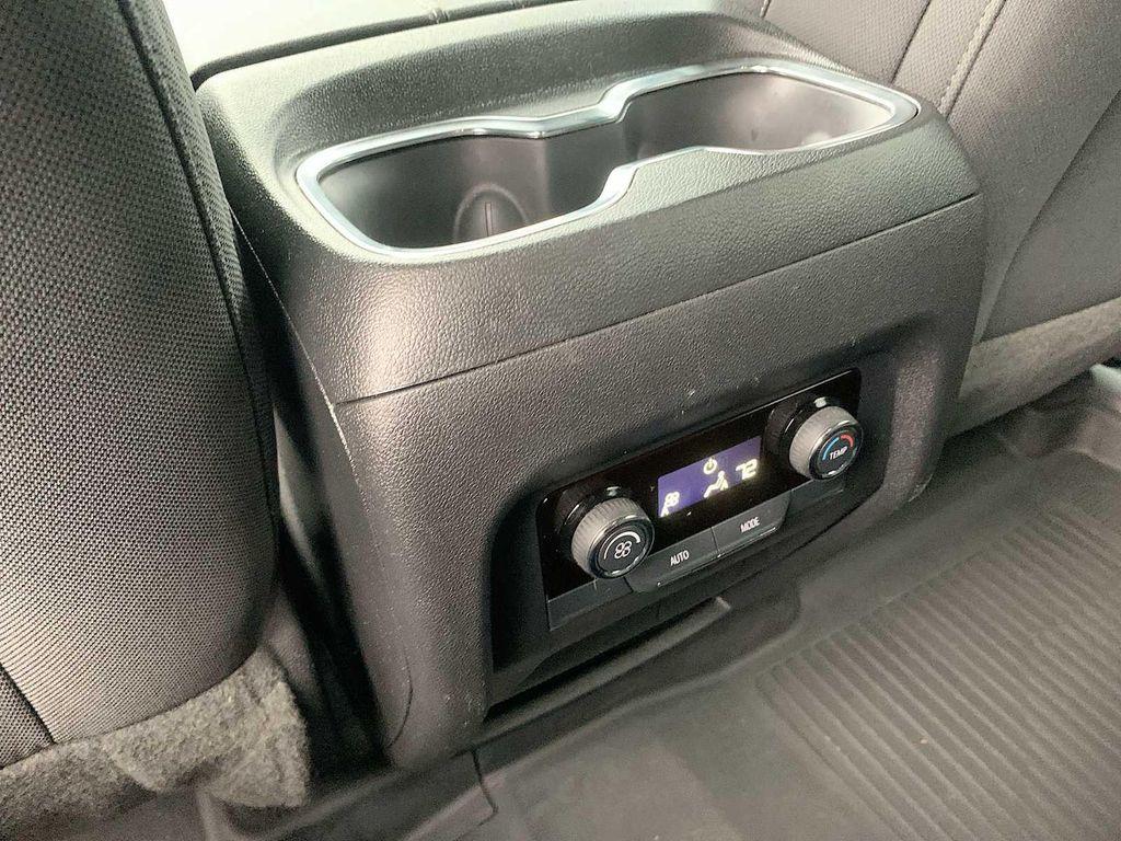 used 2024 Chevrolet Traverse car, priced at $37,688