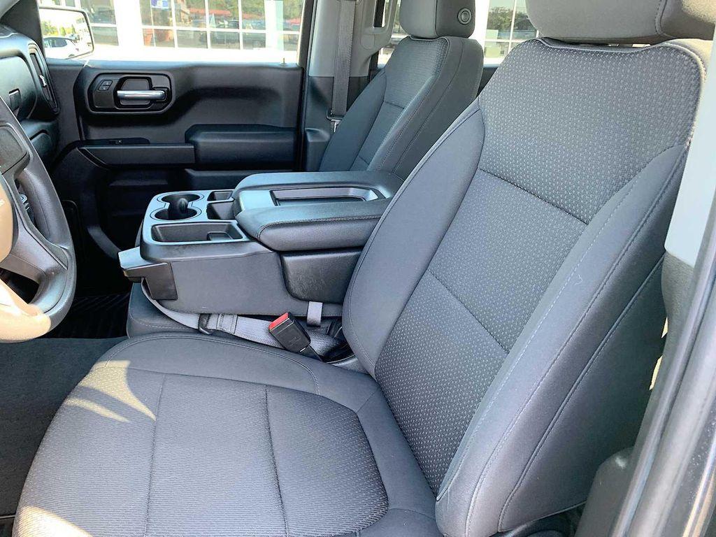 used 2022 Chevrolet Silverado 1500 car, priced at $31,988