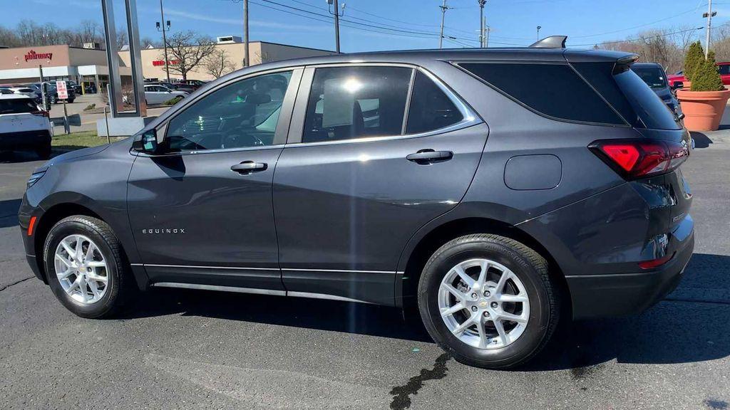 used 2022 Chevrolet Equinox car, priced at $22,988