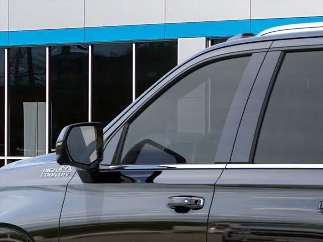new 2025 Chevrolet Suburban car