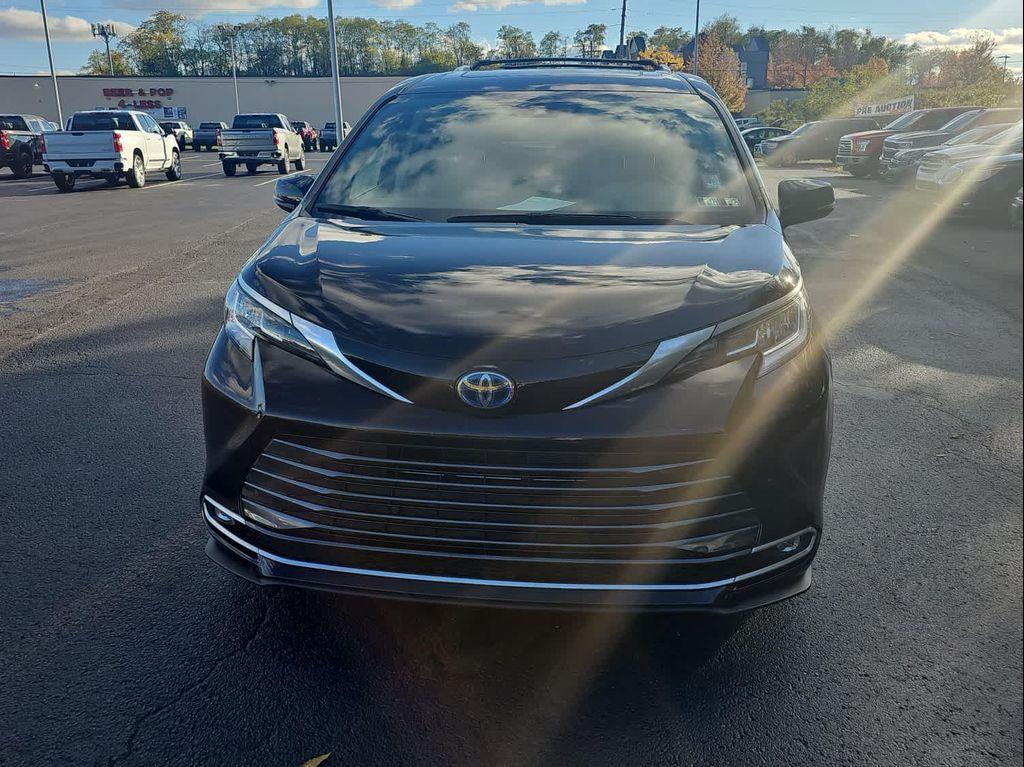 used 2024 Toyota Sienna car, priced at $51,988
