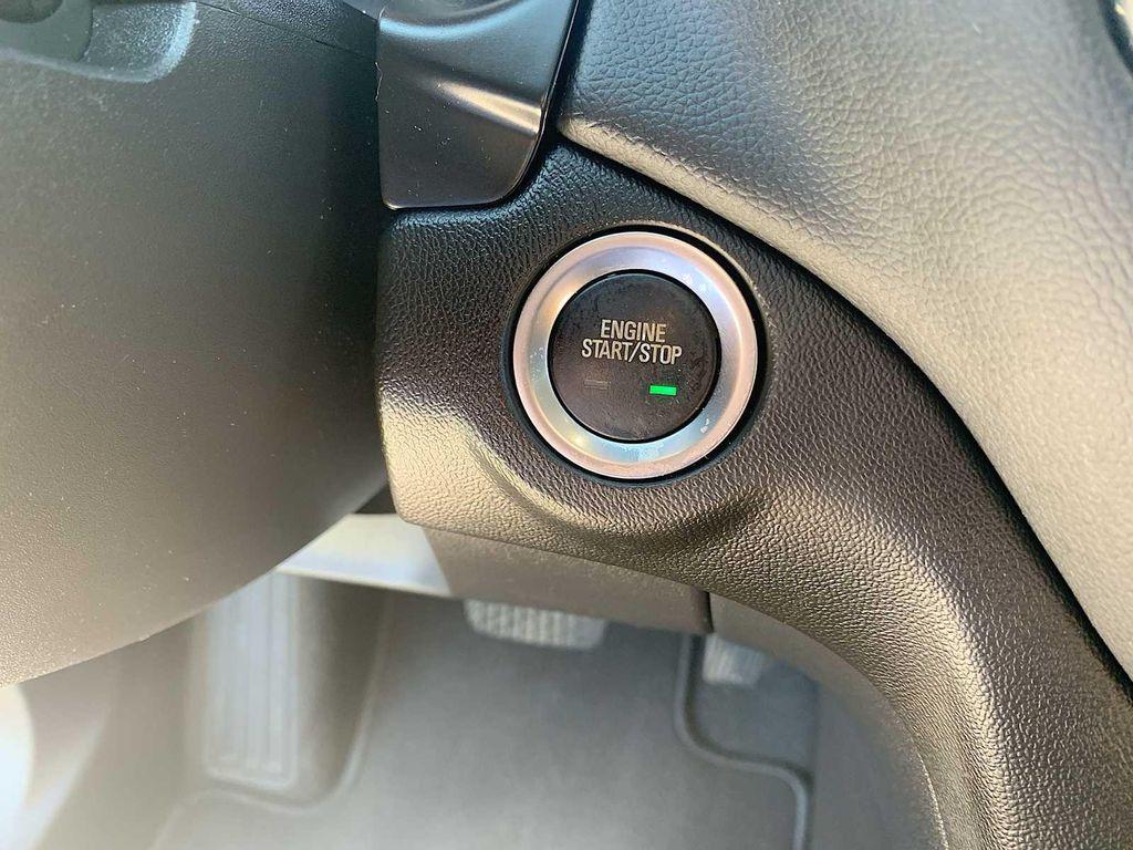 used 2022 Chevrolet Equinox car, priced at $20,588