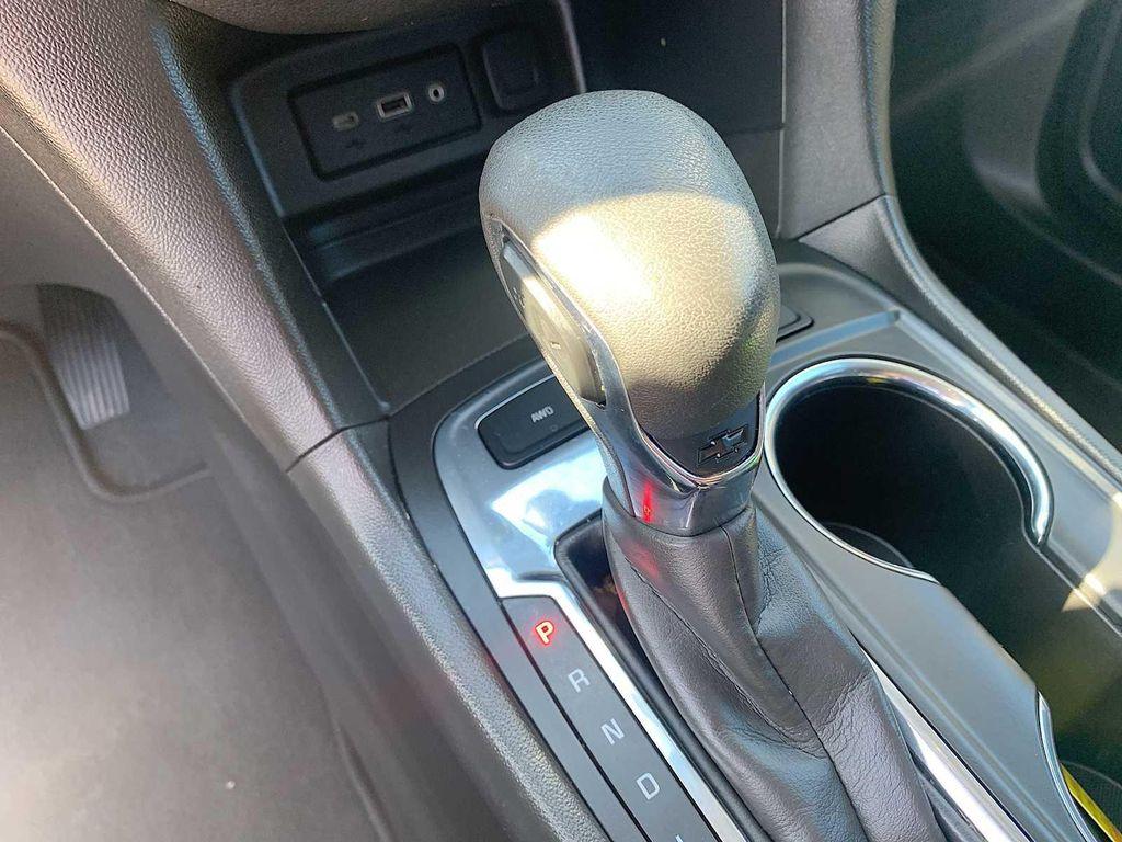 used 2022 Chevrolet Equinox car, priced at $20,588