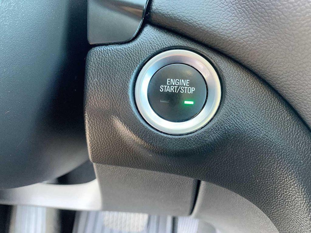 used 2022 Chevrolet Equinox car, priced at $21,288