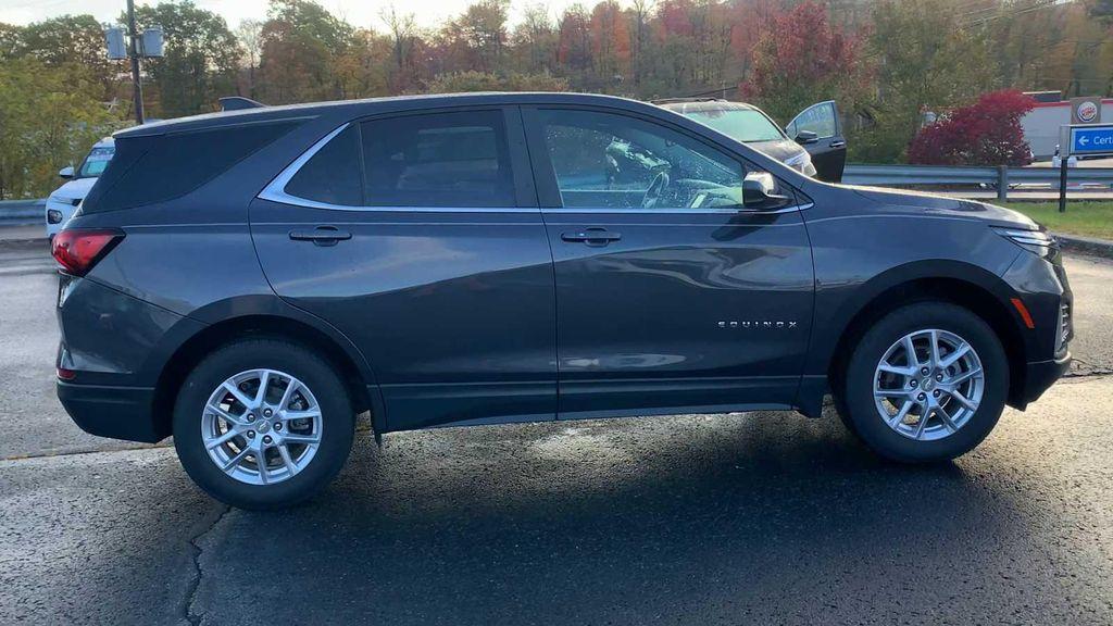 used 2022 Chevrolet Equinox car, priced at $21,288