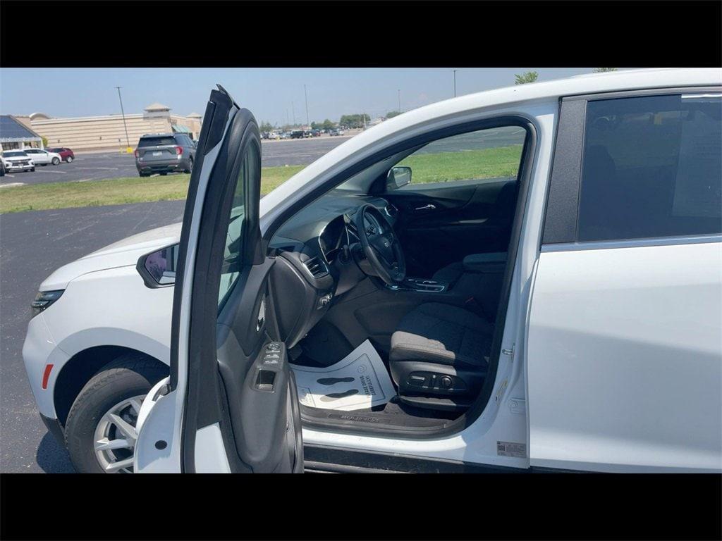 used 2023 Chevrolet Equinox car, priced at $22,321