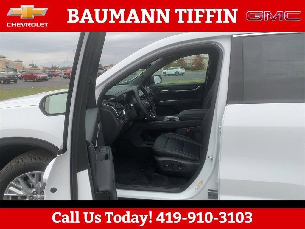 new 2026 GMC Acadia car, priced at $46,618