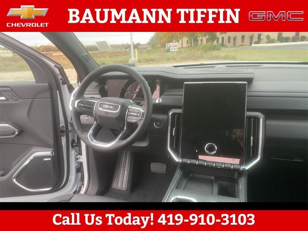 new 2026 GMC Acadia car, priced at $46,618