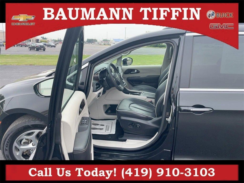 used 2023 Chrysler Pacifica car, priced at $28,998
