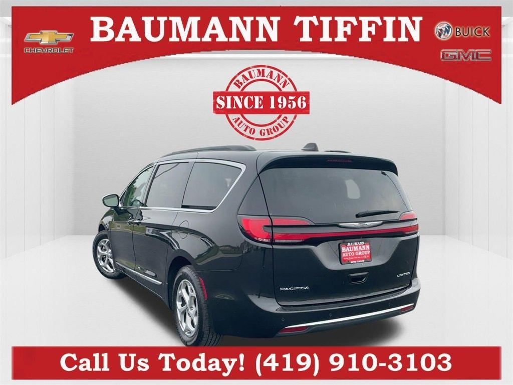 used 2023 Chrysler Pacifica car, priced at $28,998