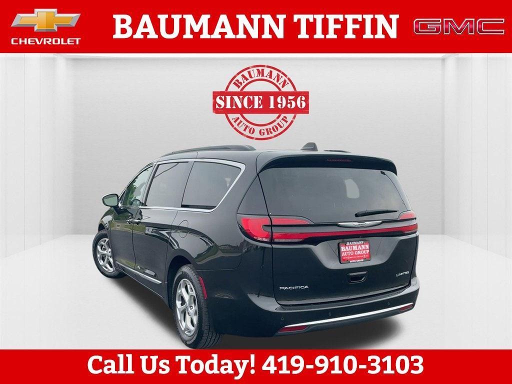used 2023 Chrysler Pacifica car, priced at $28,998