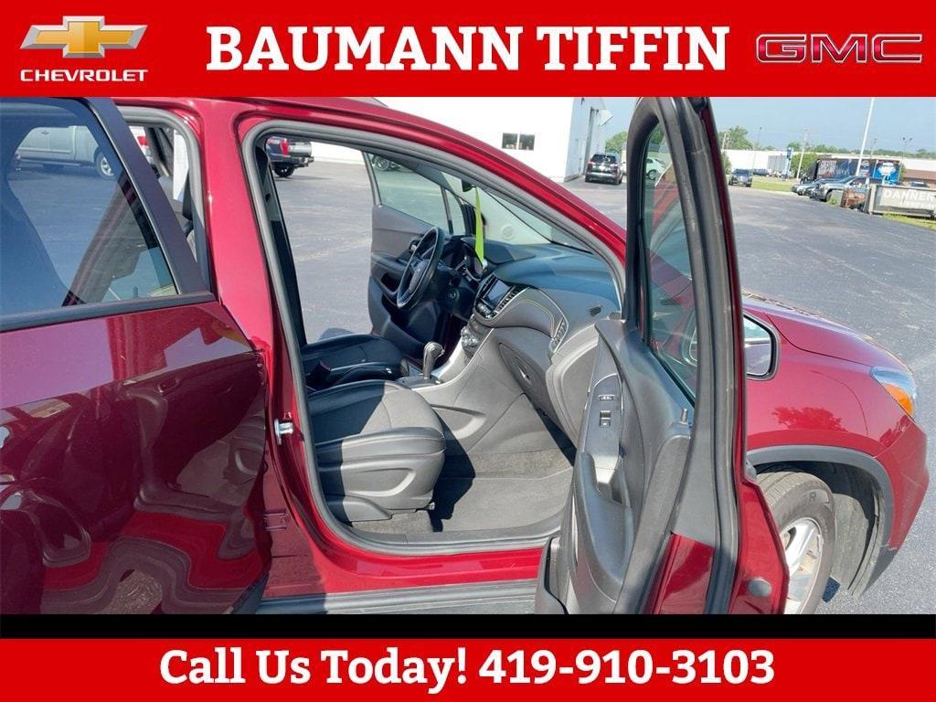 used 2022 Chevrolet Trax car, priced at $17,990