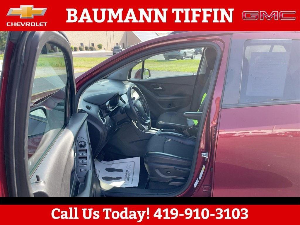 used 2022 Chevrolet Trax car, priced at $17,990