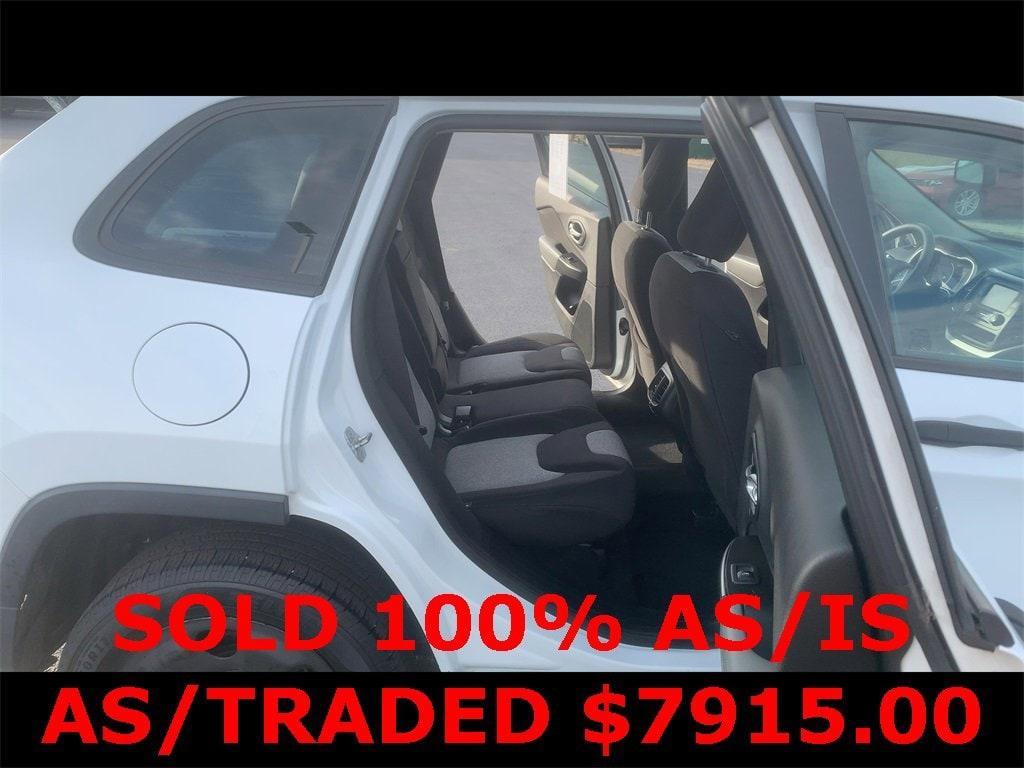 used 2014 Jeep Cherokee car, priced at $7,915