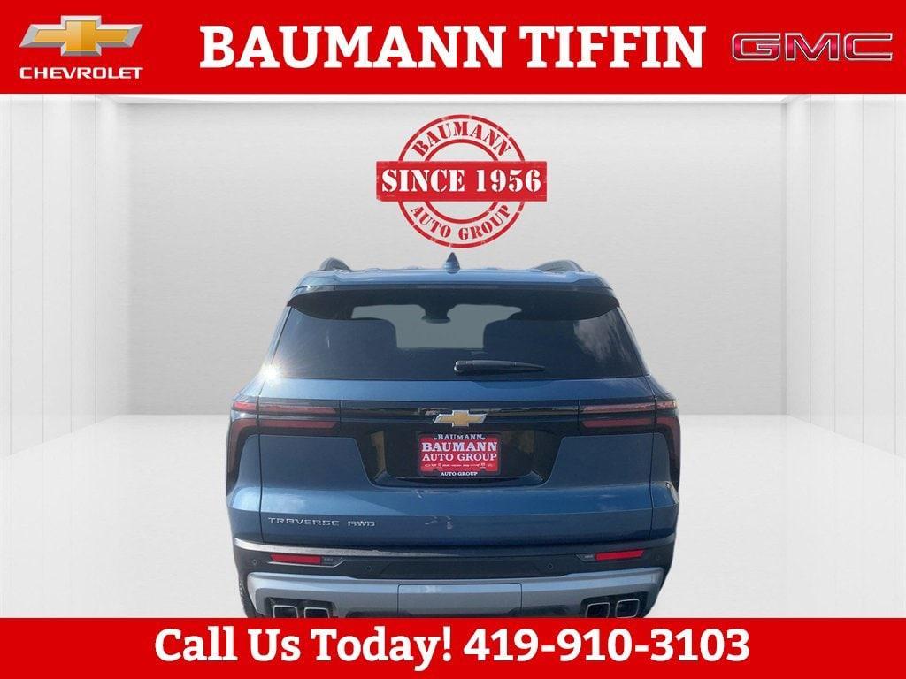 used 2025 Chevrolet Traverse car, priced at $40,998