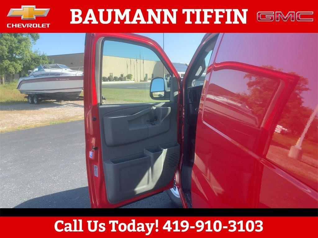 new 2025 GMC Savana 3500 car, priced at $51,975