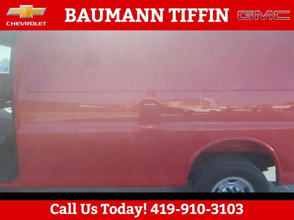 new 2025 GMC Savana 3500 car, priced at $51,975