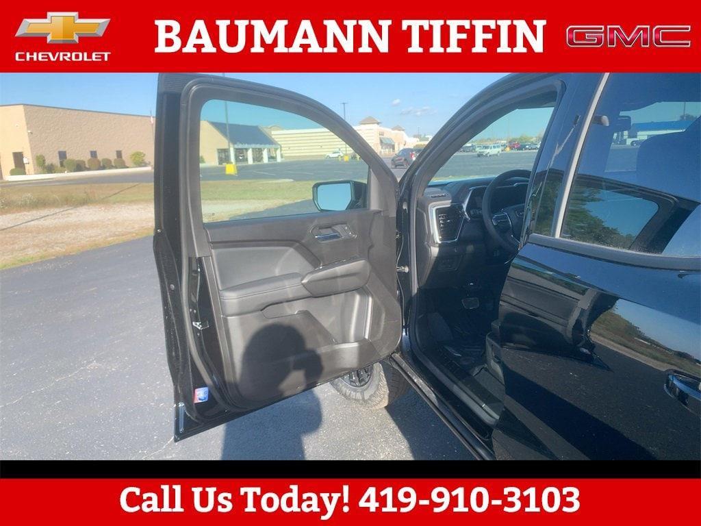 new 2026 GMC Canyon car, priced at $42,112