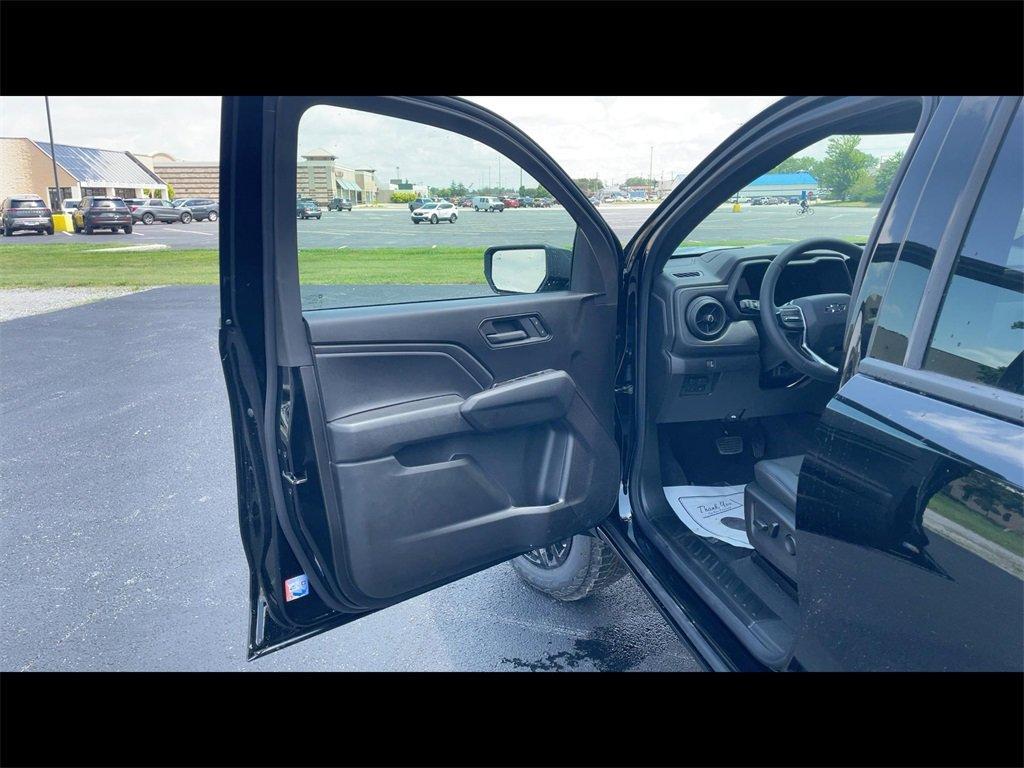 new 2025 Chevrolet Colorado car, priced at $45,261