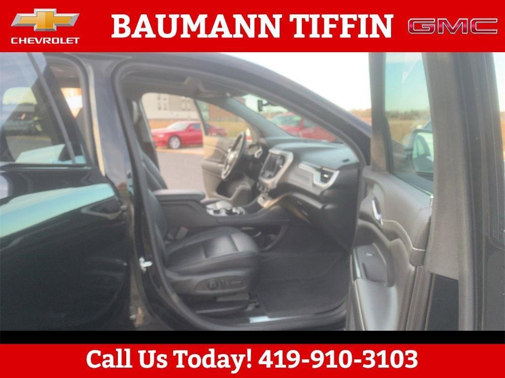 used 2023 GMC Acadia car, priced at $29,989