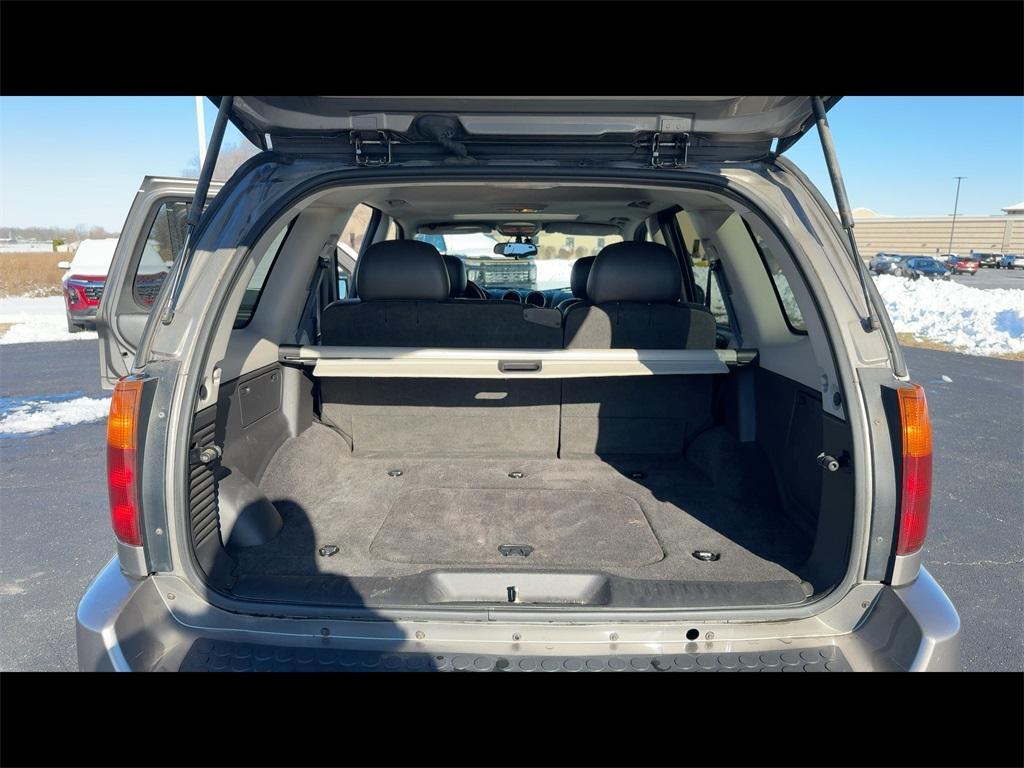 used 2005 GMC Envoy car, priced at $5,995