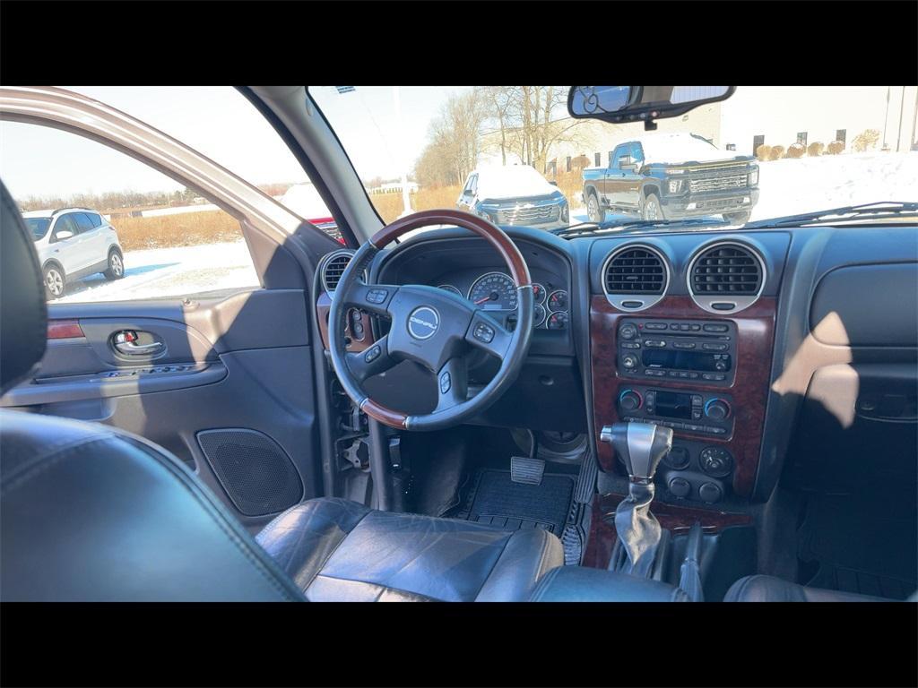 used 2005 GMC Envoy car, priced at $5,995