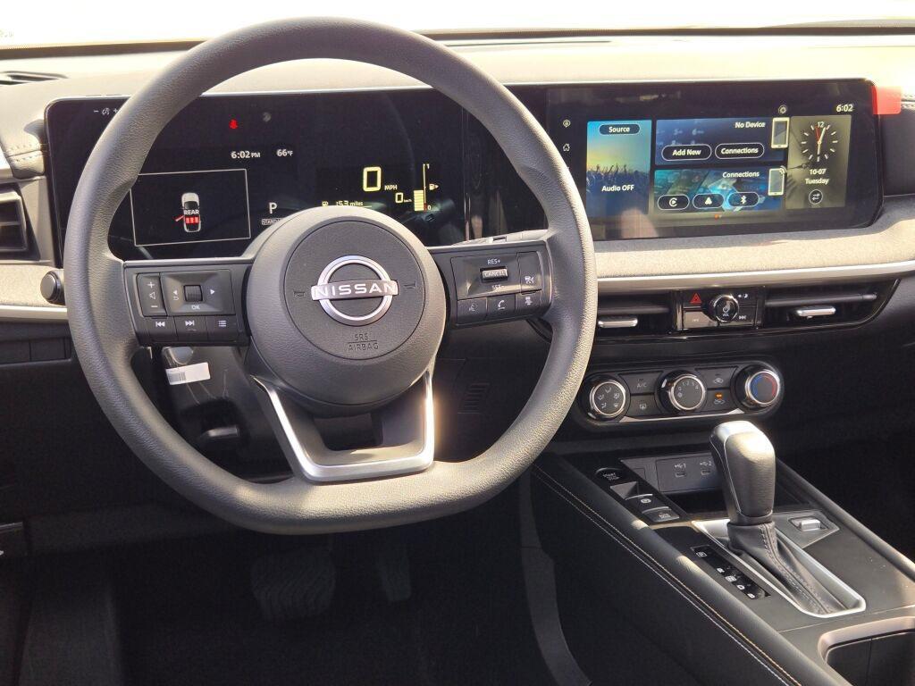 new 2025 Nissan Kicks car, priced at $24,046