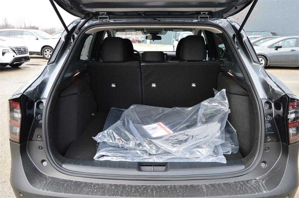 new 2025 Nissan Kicks car, priced at $23,901