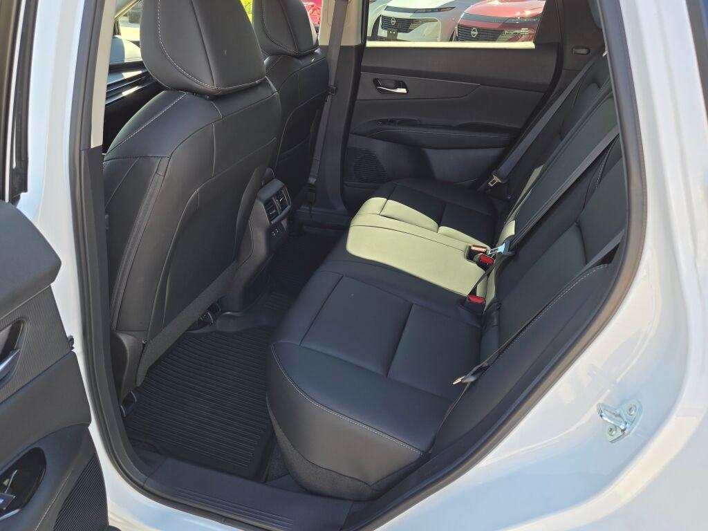 new 2025 Nissan Murano car, priced at $35,997