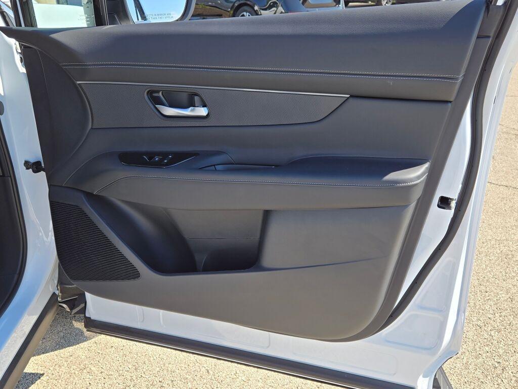 new 2025 Nissan Murano car, priced at $35,997