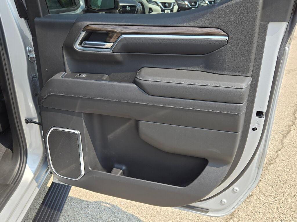 used 2022 Chevrolet Silverado 1500 car, priced at $35,995